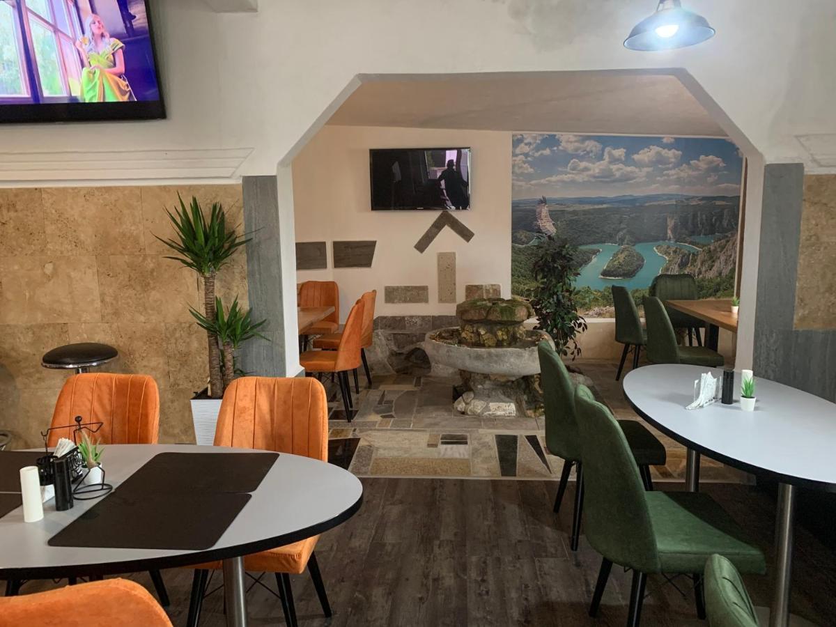 Apartmani & Restoran -S O K O- Sjenica Extérieur photo